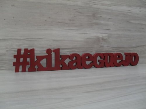 Nome de Mesa em mdf - #kikaeguejo - 8 cm - Linha Bk