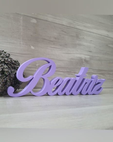 Nome de Mesa em mdf - Linha Clássicos Bop - Beatriz 10 cm