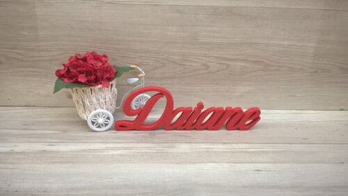 Nome de mesa em MDF - Linha Clássicos BOP - Daiane 10 cm