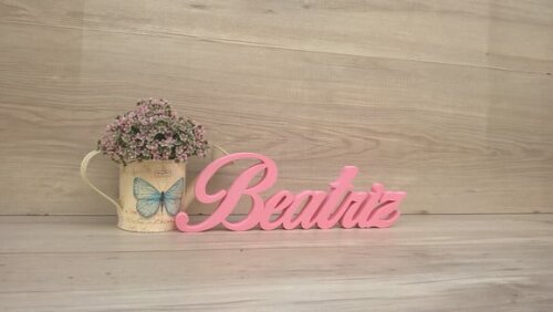 Nome de Mesa em mdf - Linha Clássicos Bop - Beatriz 10 cm