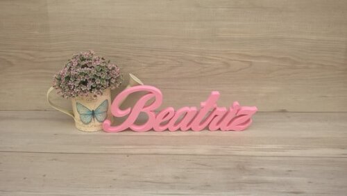 Nome de Mesa em mdf - Linha Clássicos Bop - Beatriz 10 cm