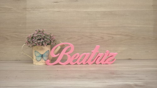 Nome de Mesa em mdf - Linha Clássicos Bop - Beatriz 10 cm