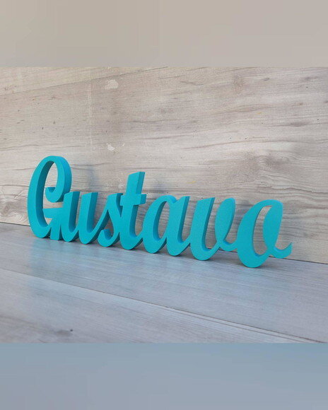 Nome de Mesa em mdf - Linha Cursiva Script - Gustavo 13 cm