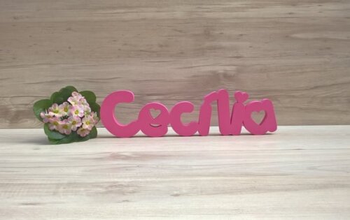 Nome de mesa em MDF - Mod PK Vazado Coração - Cecília 10 cm