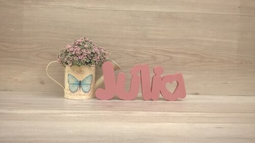 Nome de Mesa em mdf - Mod Pk Vazado Coração - Júlia 10 cm