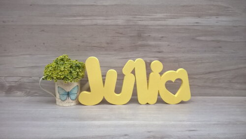 Nome de mesa em MDF - Mod PK Vazado Coração - Júlia 16 cm