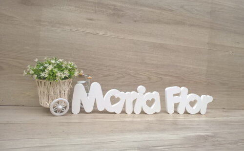 Nome de mesa em MDF - Mod PK Vazado Coração- Maria Flor 10cm