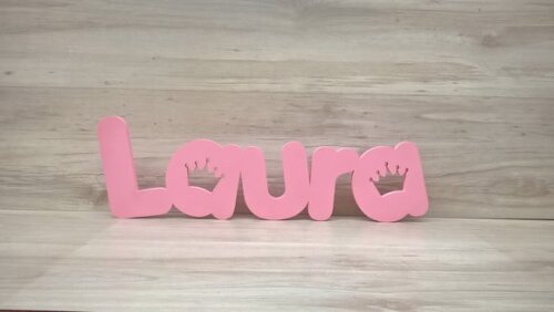 Nome de Mesa em mdf - Mod Pk Vazado Coroa - Laura - 13 cm