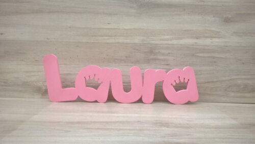 Nome de Mesa em mdf - Mod Pk Vazado Coroa - Laura - 13 cm