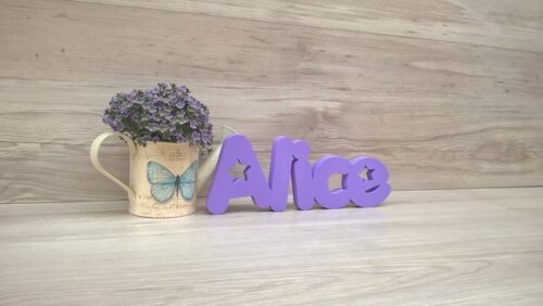 Nome de mesa em MDF - Mod PK Vazado Estrela - Alice 10 cm
