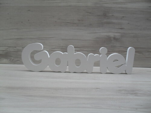 Nome de mesa em MDF - Mod PK Vazado Padrão - Gabriel 10 cm