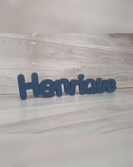 Nome de Mesa em mdf - Mod Pk Vazado Padrão - Henrique 10 cm