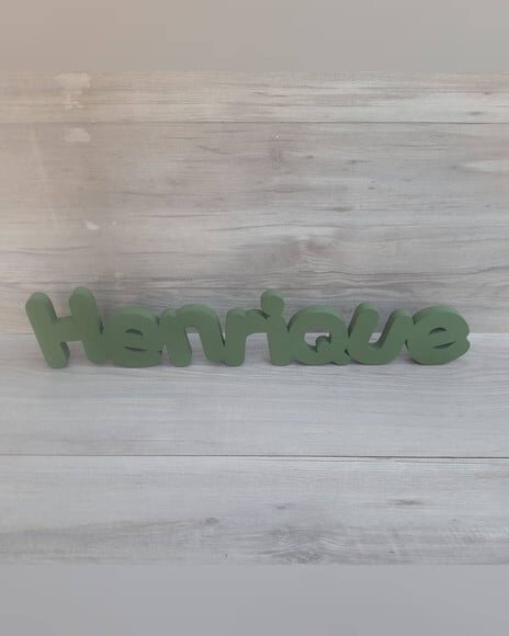 Nome de Mesa em mdf - Mod Pk Vazado Padrão - Henrique 10 cm