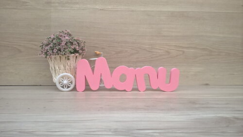 Nome de Mesa em mdf - Mod Pk Vazado Padrão - Manu 10 cm