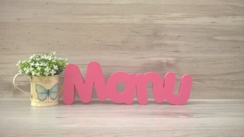 Nome de Mesa em mdf - Mod Pk Vazado Padrão - Manu 10 cm