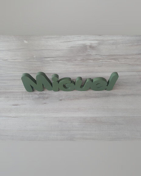 Nome de Mesa em mdf - Mod Pk Vazado Padrão - Miguel 10 cm