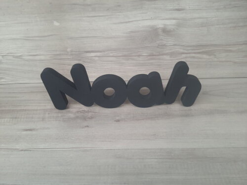Nome de Mesa em mdf - Mod Pk Vazado Padrão - Noah 10 cm