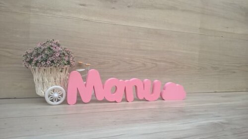 Nome de mesa em MDF - Mod PK Vazado Padrão + Nuvem Manu 10cm