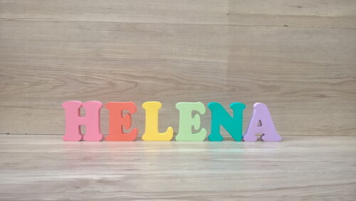 Nome de mesa em MDF - Modelo Arco Íris - 8 cm
