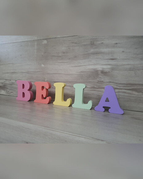 Nome de Mesa em mdf - Modelo Arco Íris - 8 cm