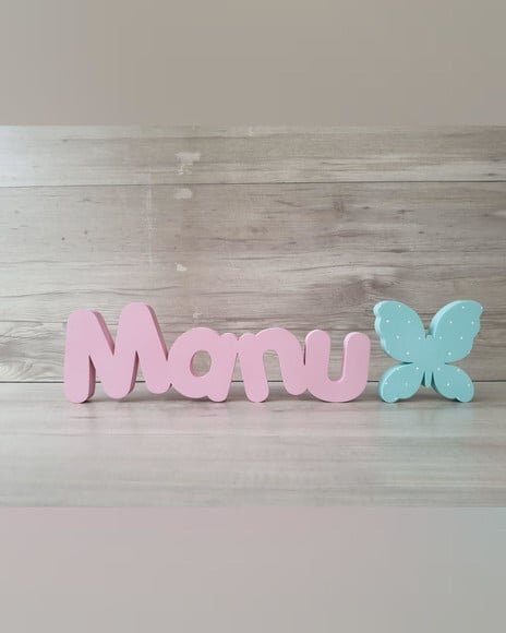 Nome de Mesa em mdf Mod Pk Coração - Manu 10 cm + Borboleta