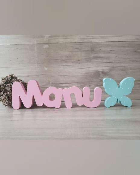 Nome de Mesa em mdf Mod Pk Coração - Manu 10 cm + Borboleta