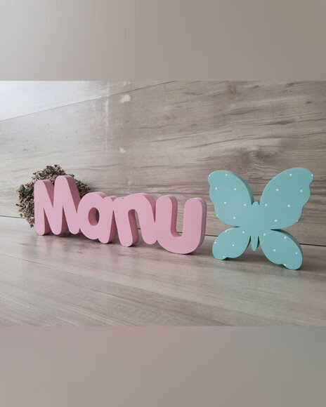 Nome de Mesa em mdf Mod Pk Coração - Manu 10 cm + Borboleta