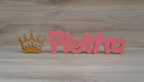 Nome de mesa em MDF Mod PK Coração + Coroa - Piettra 10 cm