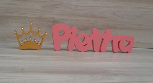 Nome de mesa em MDF Mod PK Coração + Coroa - Piettra 10 cm