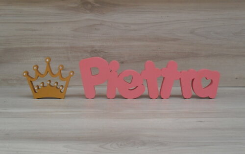 Nome de mesa em MDF Mod PK Coração + Coroa - Piettra 10 cm