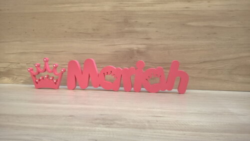 Nome de mesa em MDF Mod PK Coroa + Coroa - Mariah 10 cm