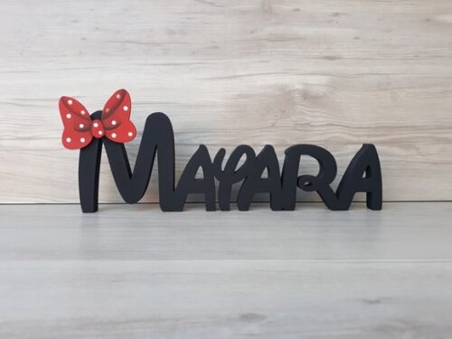 Nome de mesa em MDF Modelo Disney - Mayara - 10 cm