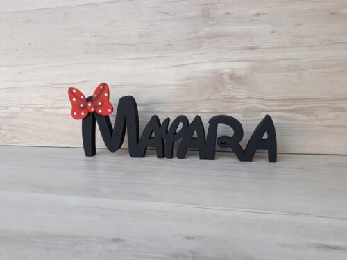 Nome de mesa em MDF Modelo Disney - Mayara - 10 cm