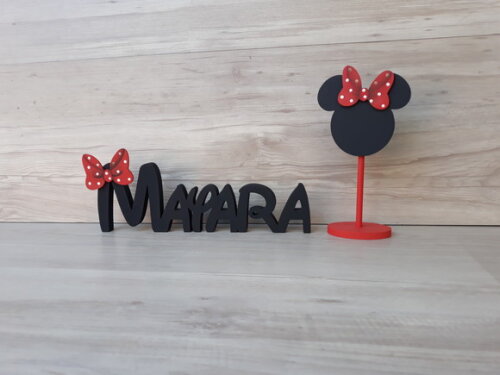 Nome de mesa em MDF Modelo Disney - Mayara 10 cm + lousinha
