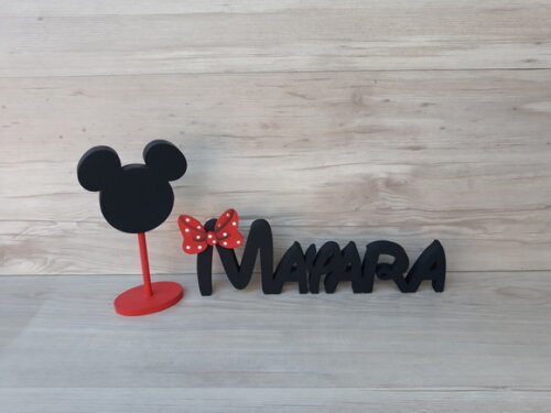 Nome de mesa em MDF Modelo Disney - Mayara 10 cm + lousinha