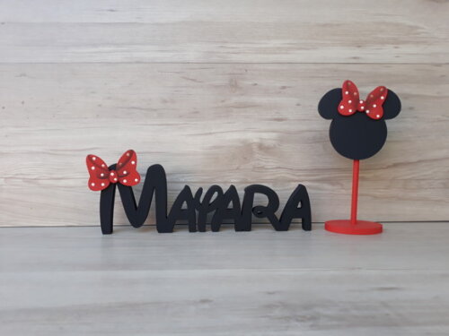 Nome de mesa em MDF Modelo Disney - Mayara 10 cm + lousinha