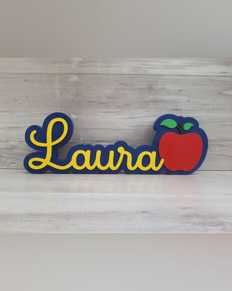 Nome de Mesa Tema Branca de Neve - Laura - 15 cm