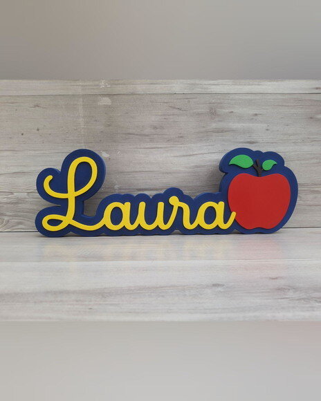 Nome de Mesa Tema Branca de Neve - Laura - 15 cm