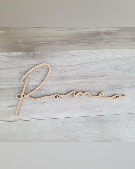 Nome de Parede Personalizado em mdf - Linha Ty - Romeo