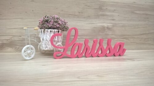 Nome em mdf - Peça de Mesa Linha Ls - Larissa 13 cm