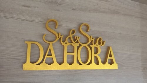 Nome em mdf - Peça de mesa Sr e Sra com Sobrenome