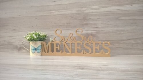 Nome em mdf - Peça de mesa Sr e Sra com Sobrenome