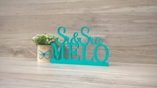 Nome em mdf - Peça de mesa Sr e Sra com Sobrenome