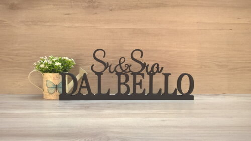 Nome em mdf - Peça de mesa Sr e Sra com Sobrenome