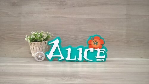 Nome em MDF - Peça de mesa Tema MOANA - Alice 12 cm