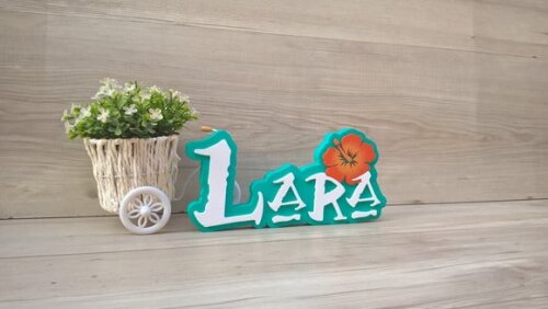 Nome em MDF - Peça de mesa Tema MOANA - Lara 12 cm