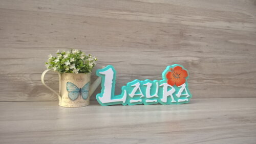 Nome em MDF - Peça de mesa Tema MOANA - Laura 12 cm