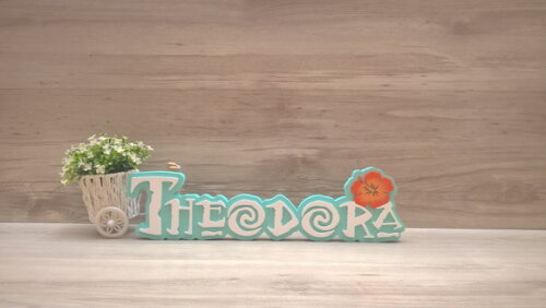 Nome em MDF - Peça de mesa Tema MOANA - Theodora 12 cm