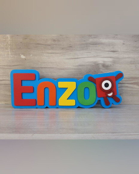 Nome em mdf - Peça de Mesa Tema Numberblocks - Enzo 10 cm