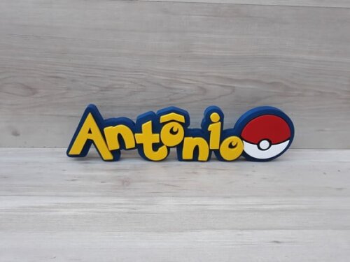 Nome em MDF - Peça de mesa Tema POKEMON - Antônio - 10 cm